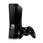 Xbox 360 desbloqueado com 150 jogos.